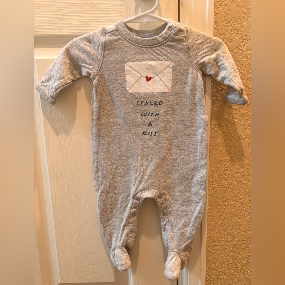 GAP Gray One-Piece Footed Bodysuit with Envelope Heart outfit